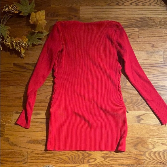 Gorgeous red sweater 💋 - Picture 6 of 6